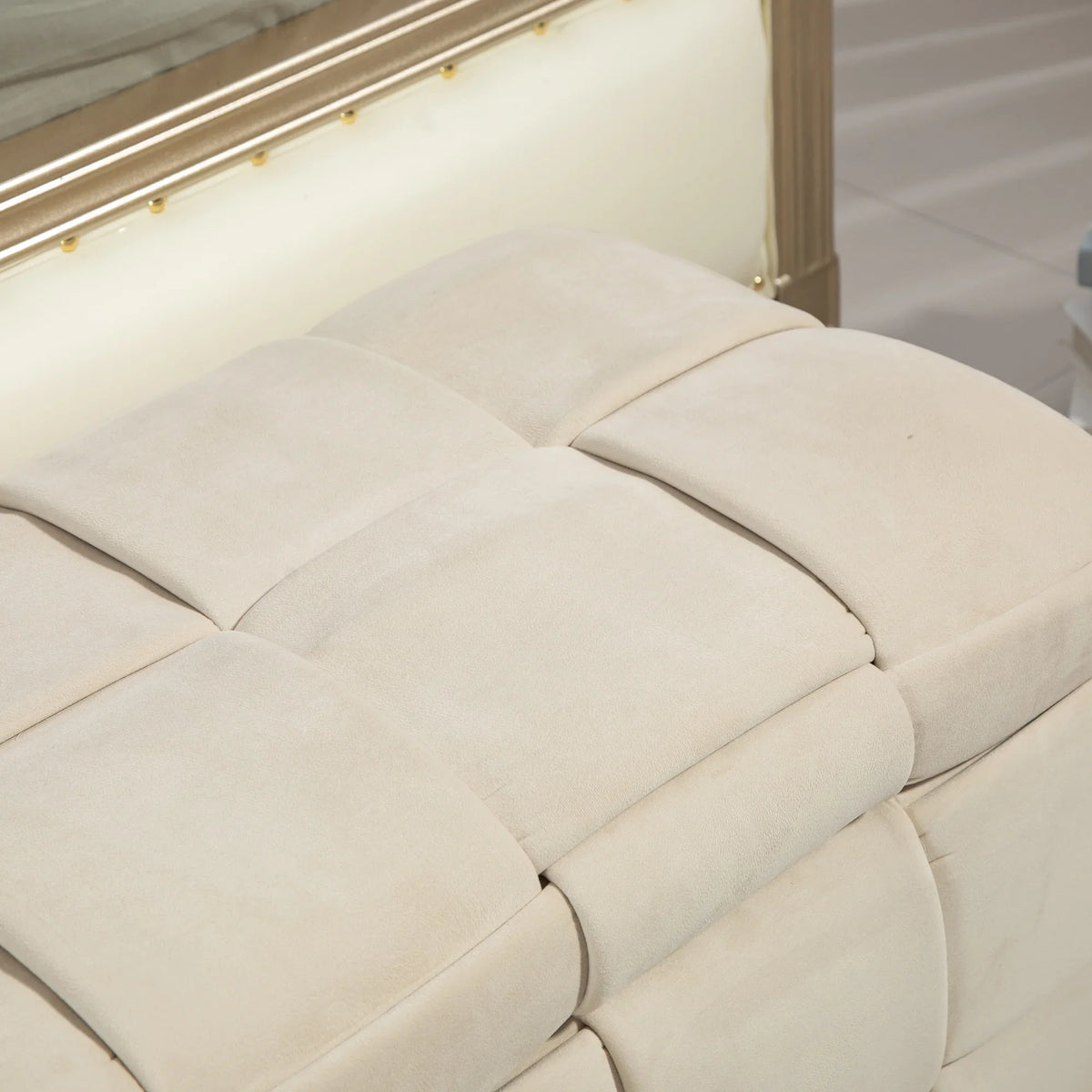 Beige cushioned fabric storage ottoman chair with tufted design by eprolo