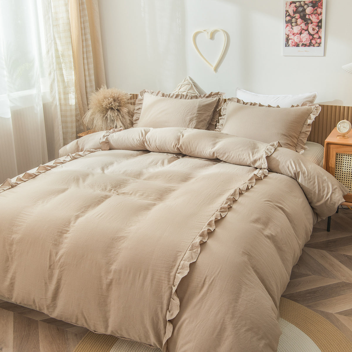 Cotton Surface Ruffled Quilt Cover Kit